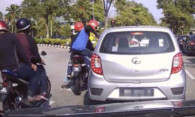 Watch How Robbers Tried to Smash Window at Traffic Light in Bukit Jalil Technology Park - WORLD OF BUZZ
