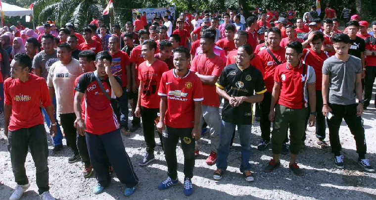 Yes, Your Kids Can Now Join Umno When They Are 16 - WORLD OF BUZZ 4