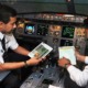 Job Vacancy: Malaysian Airlines is Currently Looking For 150 Pilots - WORLD OF BUZZ 2