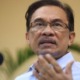 "That's Not Me," Anwar Says of Viral Audio Clips Allegedly Making Negative Comments About Azmin Ali - WORLD OF BUZZ 1