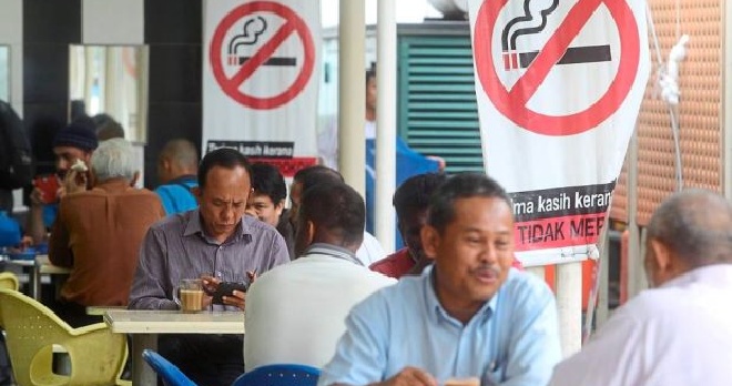 Govt Wants Open-Air Eateries to Be No-Smoking Zones Starting December 2018 - WORLD OF BUZZ 3