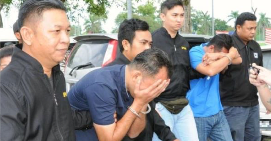 Kudos! Two Kedah PKR Members Arrested By MACC For Bribery - WORLD OF BUZZ 3
