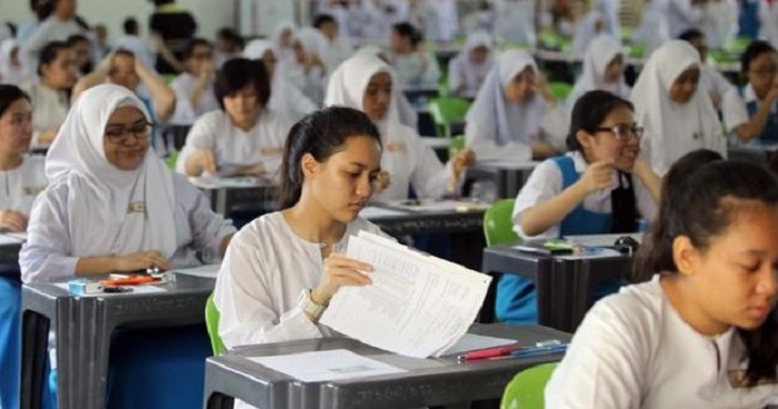 Maszlee: Race & Religion Columns Will Remain on Public Exam Registration Forms - WORLD OF BUZZ 2