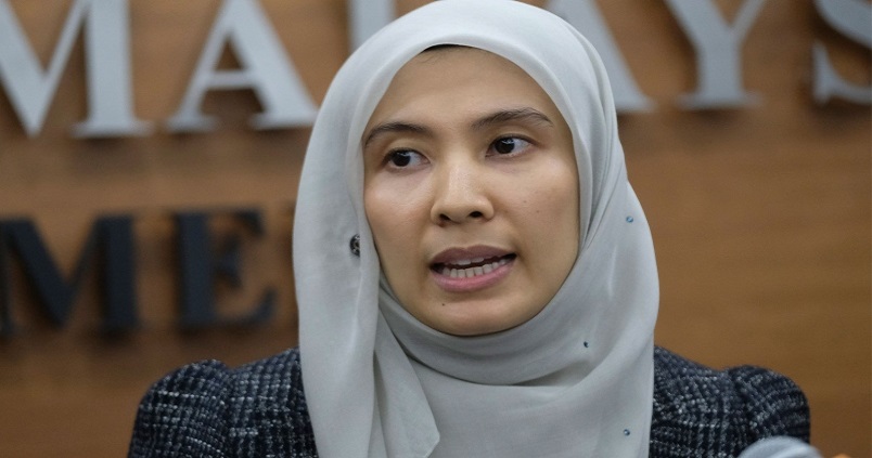 Nurul Izzah Resigns as PKR Vice President  & Penang Chairman - WORLD OF BUZZ