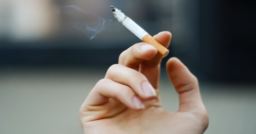 A Kelantan Woman Just Got Sentenced to 1 Month in Jail For Smoking at A Parking Lot - WORLD OF BUZZ 2
