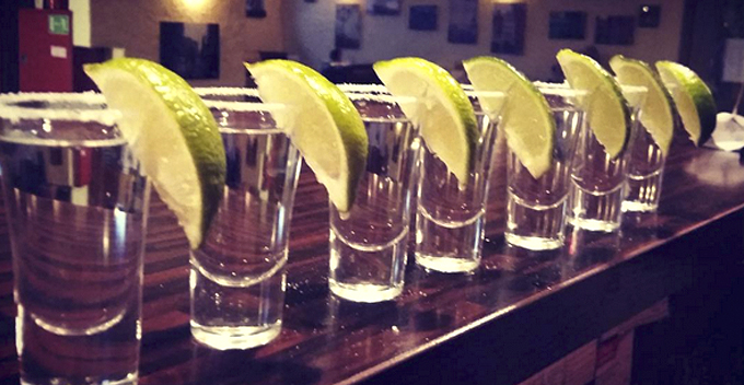 M'sian Man Allegedly Dies Of Alcohol Overdose After Drinking Wine, Whiskey & Tequila At NYE Party - WORLD OF BUZZ