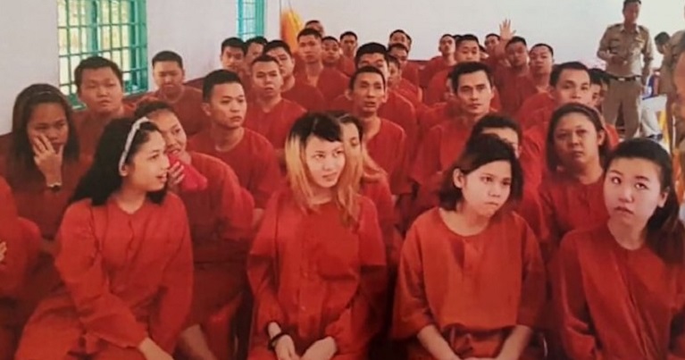 BREAKING: 47 Malaysians Freed From Cambodian Prison - WORLD OF BUZZ 1