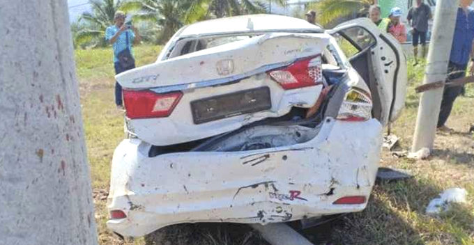 College Student Who Didn't Wear Seatbelt Gets Flung Out Of Car And Dies After Hitting - WORLD OF BUZZ