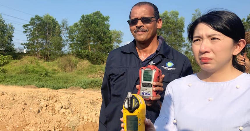 Yeo Bee Yin: "I Will Show The People That Pasir Gudang is Now Safe by Not Wearing A Mask" - WORLD OF BUZZ 2