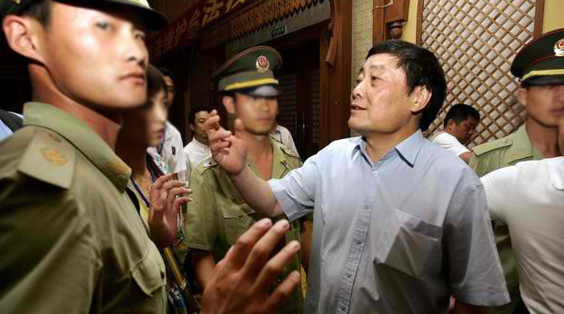 This Man Is China's Richest Man For 3 Years But He Spends RM2,400 Per Month - WORLD OF BUZZ