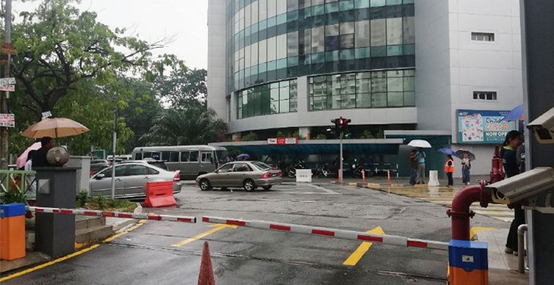 University Students Were Evacuated from IMU After Receiving Bomb Threat - WORLD OF BUZZ