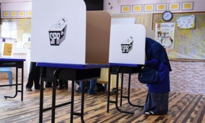 Are We Ready To Vote At The Age Of 18? M'sians Remain Divided Over Decision To Voting Reform - WORLD OF BUZZ