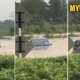 This Myvi is So Power That it Braves Through Massive Flood & Shames Lorries - WORLD OF BUZZ
