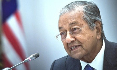 "Forget Your Nationalistic Pride & Learn English," Says Tun Mahathir - WORLD OF BUZZ