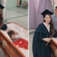 M'sian Woman Takes Tearful Family Portrait In Graduation Robe With Deceased Mother - WORLD OF BUZZ 1