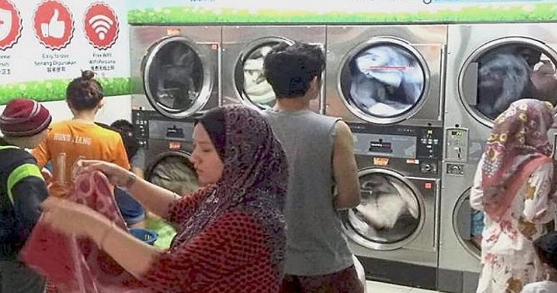 Nearly 2,000 Laundromats in Malaysia Could Be At Risk Of Exploding Because They Don't Have Gas Licences - WORLD OF BUZZ 3