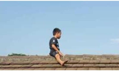 Young Boy Escaped To The Roof for 3 Hours In Fear of His Circumcision Ceremony - WORLD OF BUZZ