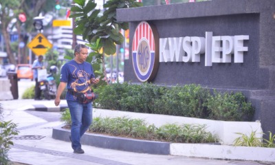 EPF Announced Lowest Dividends Since 2009 At 5.45% For Conventional Savings, 5% For Syariah - WORLD OF BUZZ 2