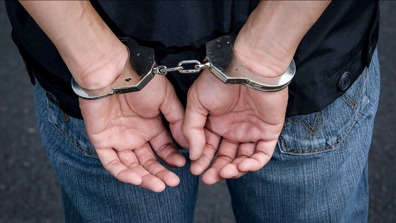 5f7525fc83f04 5ef5487182fc2 2574725 102717 kfsn dig threat visalia arrest img