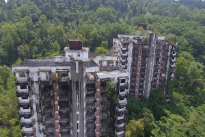 Highland Towers 3