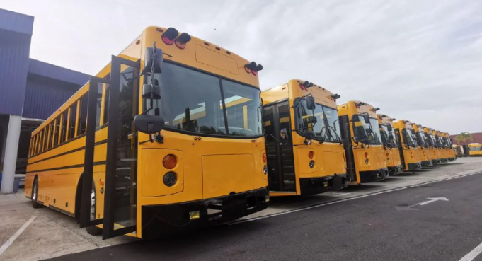 140 electric bus to US