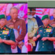 collage agong