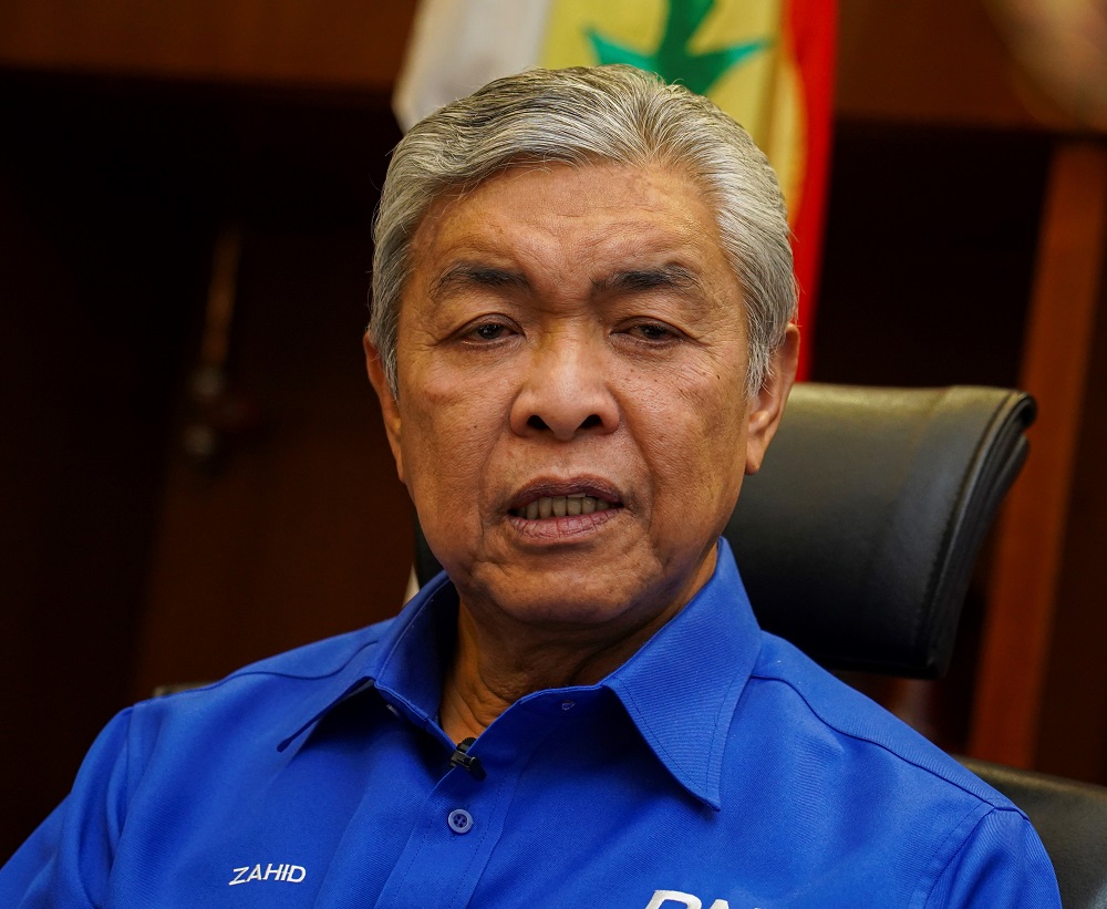 Agong 3