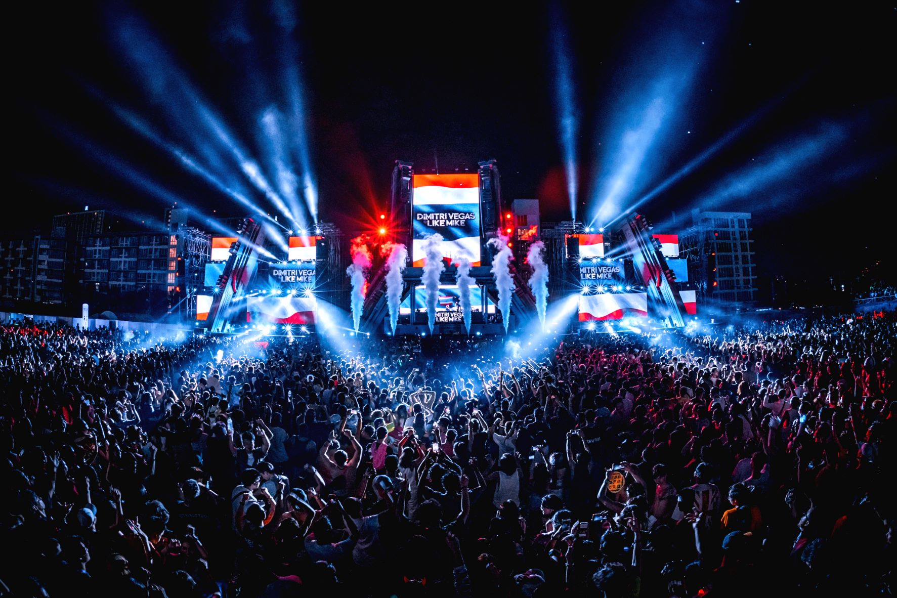 Neon2022 Stage