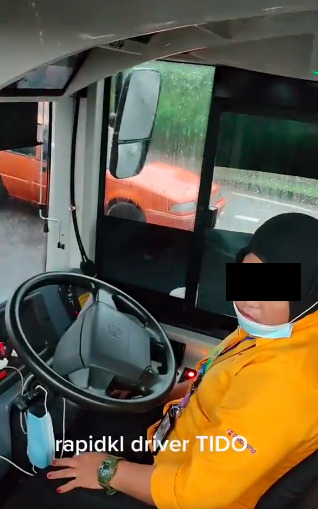 Bus 5